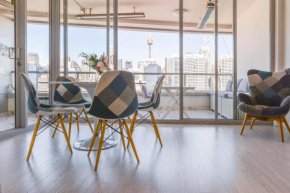 Stunning Darling Harbour View Apartment & Parking, Sydney